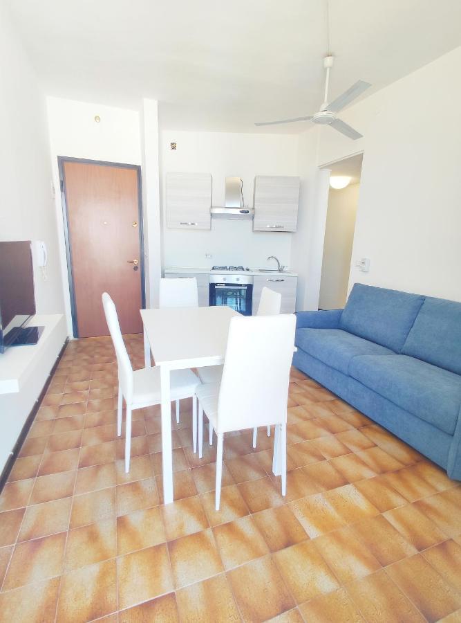 La Torre - Frontemare - Immobil Relax Villa Lido di Jesolo Bagian luar foto